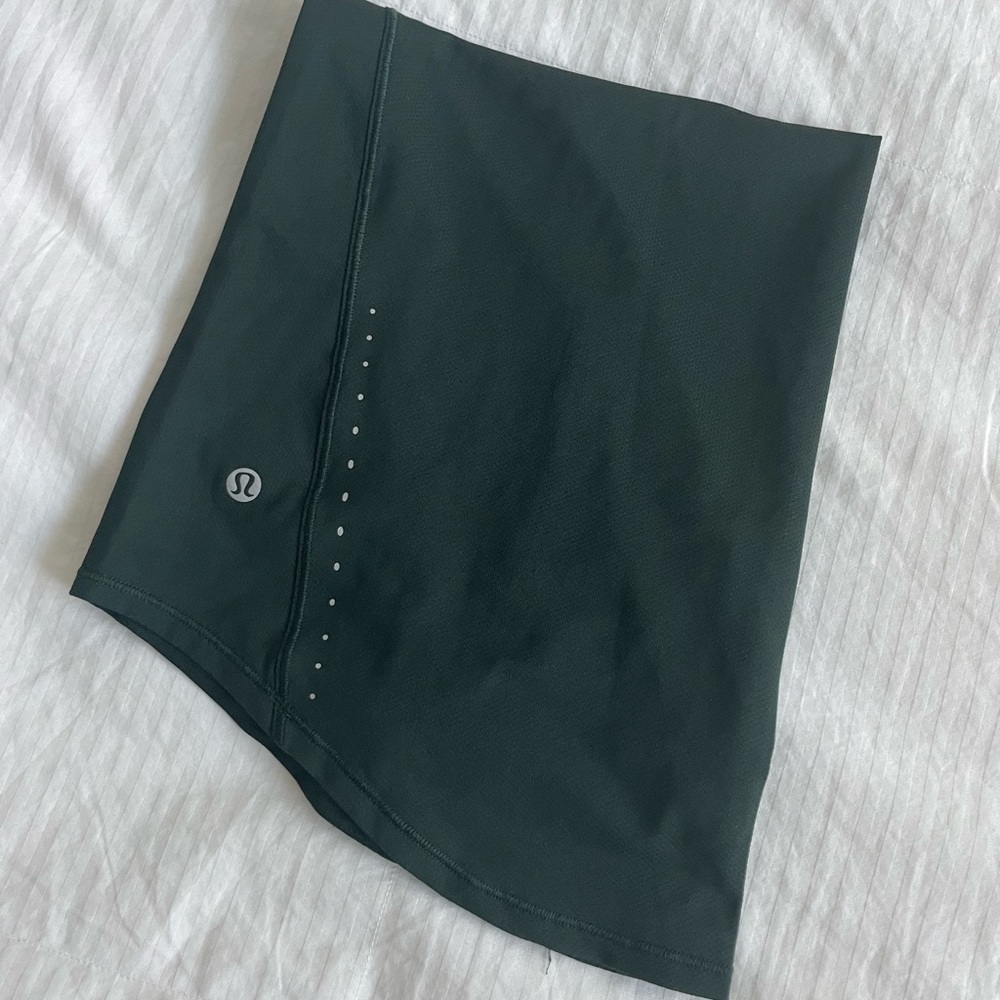 Lululemon High Neck Running and Training Top Size 8